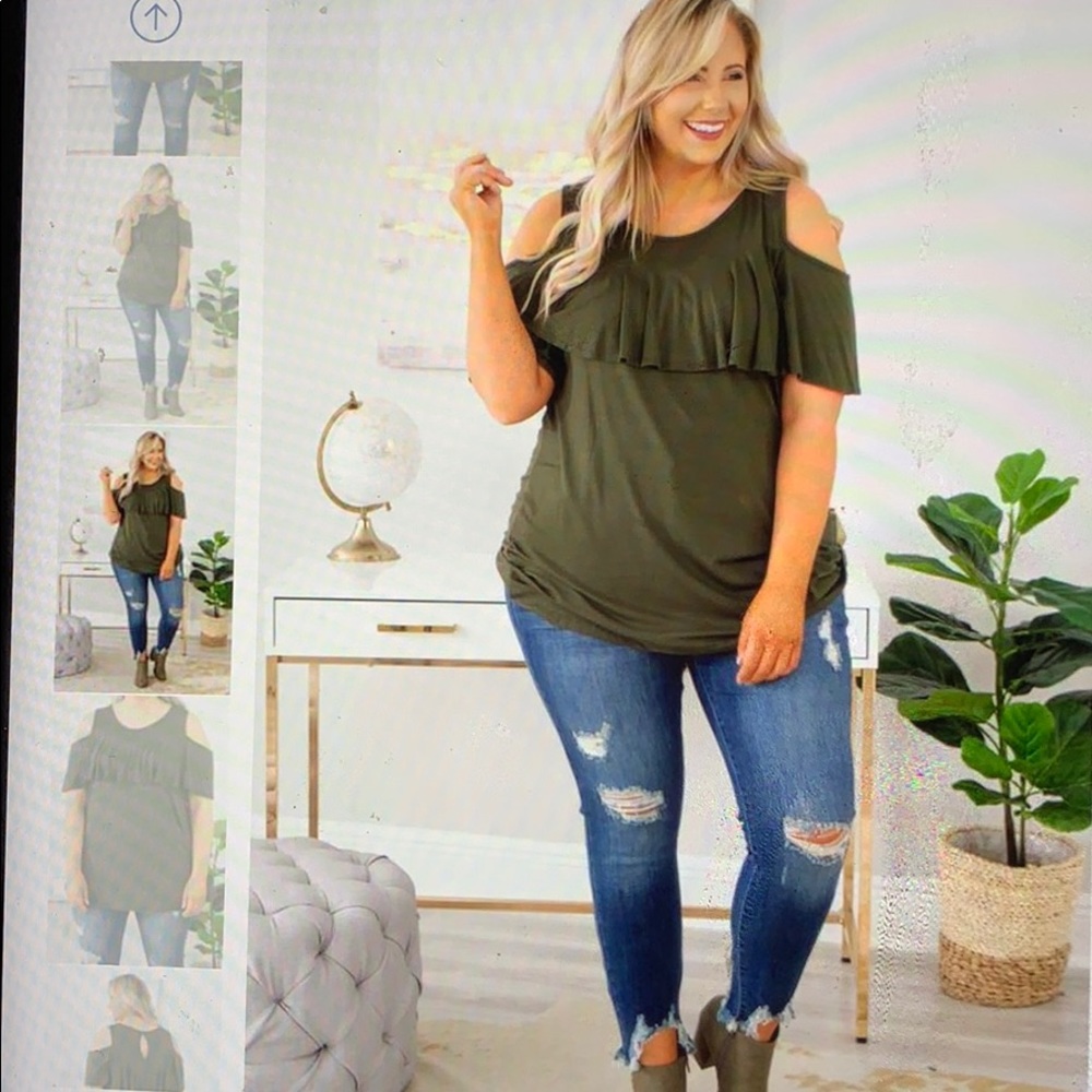 B.E. Stage COLD SHOULDER TOP - Picture 3 of 5